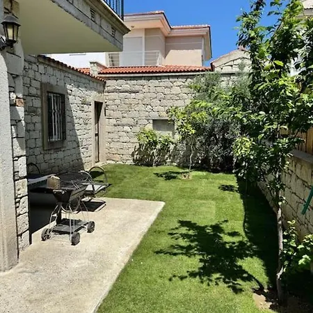 Alacati Da Oezel Havuzlu Luex *